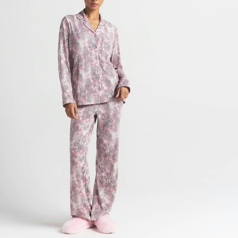 NWT Skims LONG SLEEVE BUTTON UP Pajama set in Bloom Mini Multi Animal color